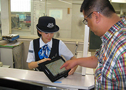 平板电脑等方式的翻译服务