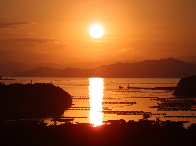 登茂山（ともやま）展望台