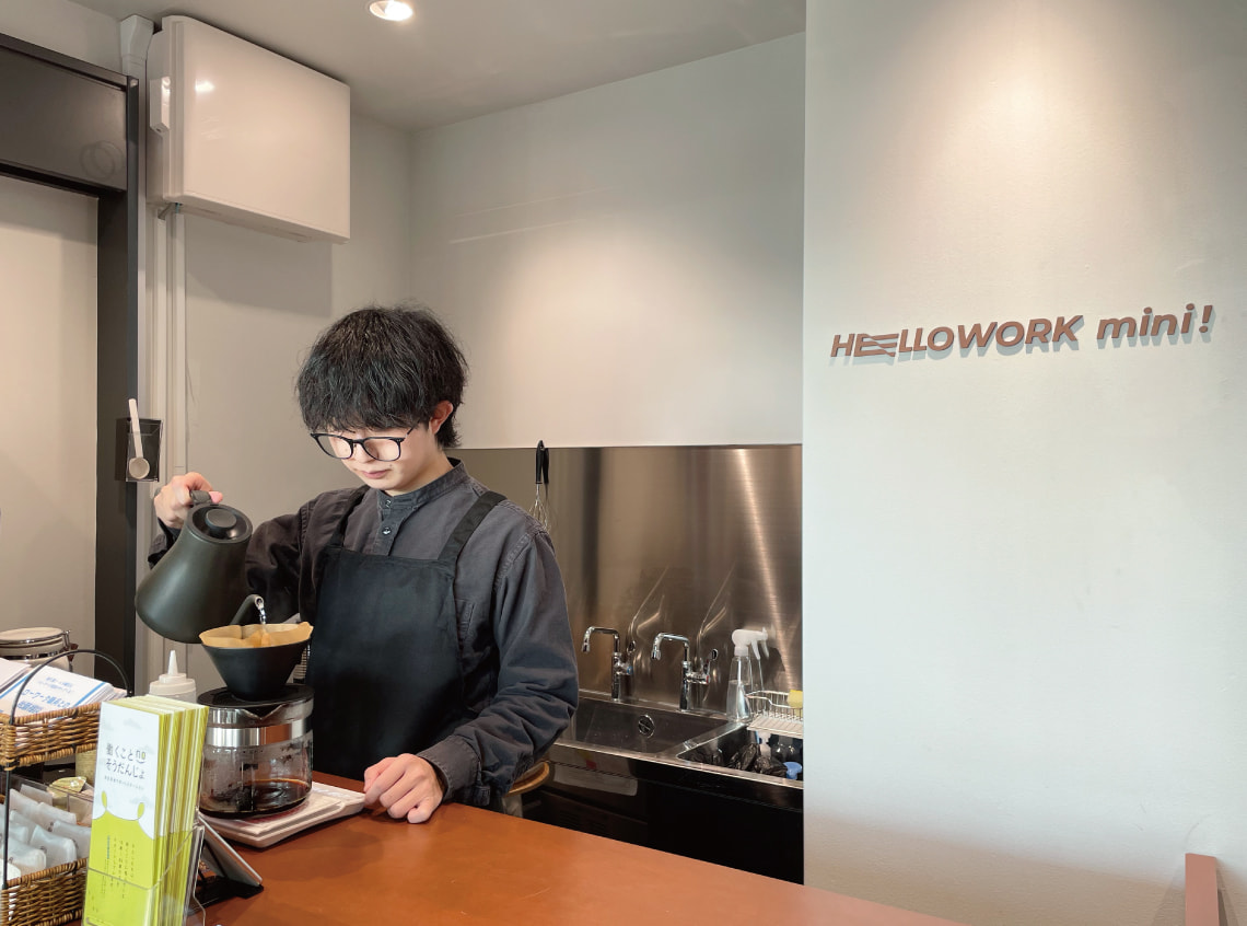 駅ナカ拠点店内（大和西大寺駅）の写真