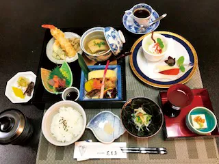 花菖蒲の料理の写真