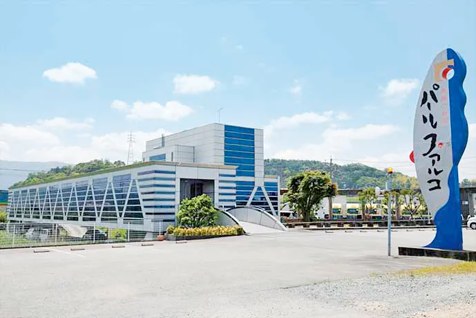 パールファルコ 伊勢店の外観写真